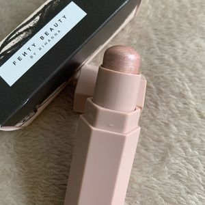 Fenty Beauty Match Stix Highlighter Starstruck BNIB